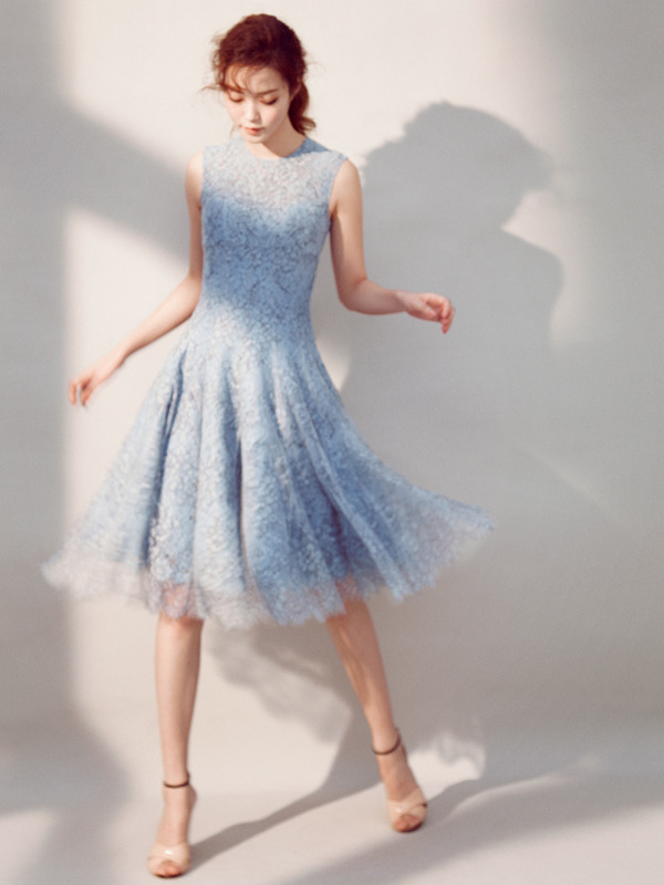 BLUE TWO-TONE LACE FLARE DRESS 
